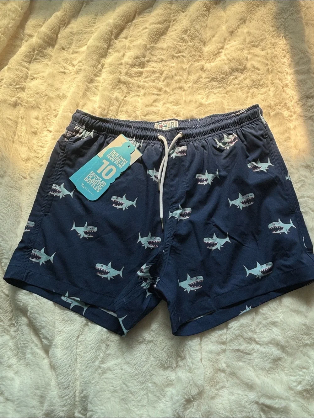 NWT Bermies SHARK ALLEY 4